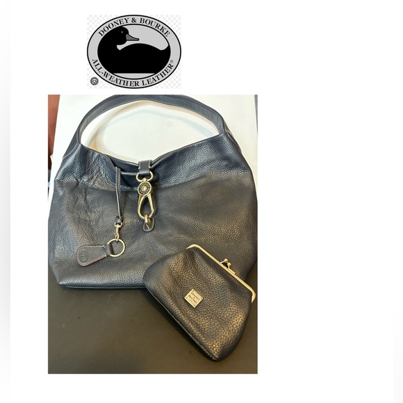NEW Dooney And Bourke Pebbled Leather Shoulder Bag/Purse with coin purseNavy